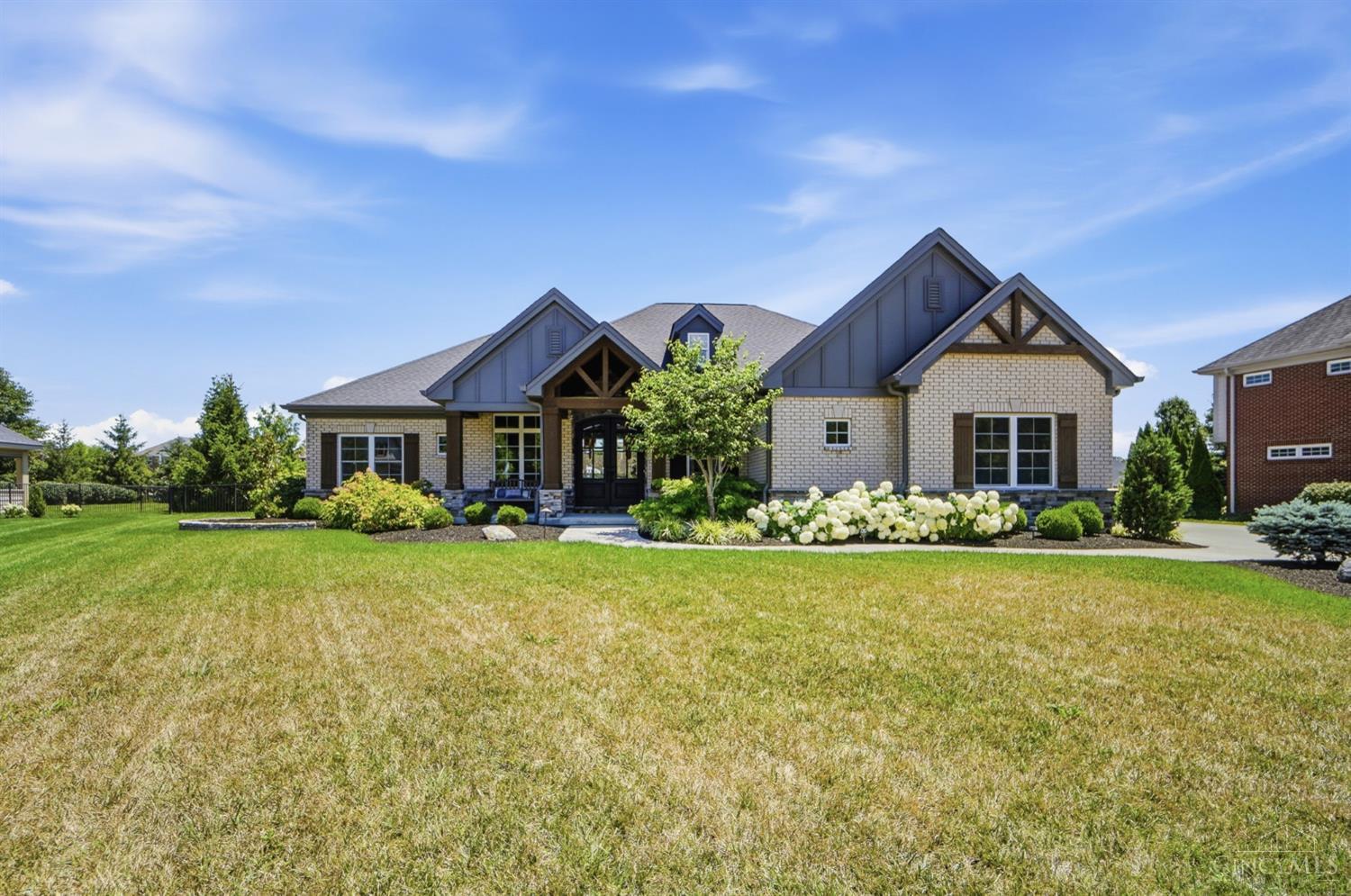 7524 Grand River Court