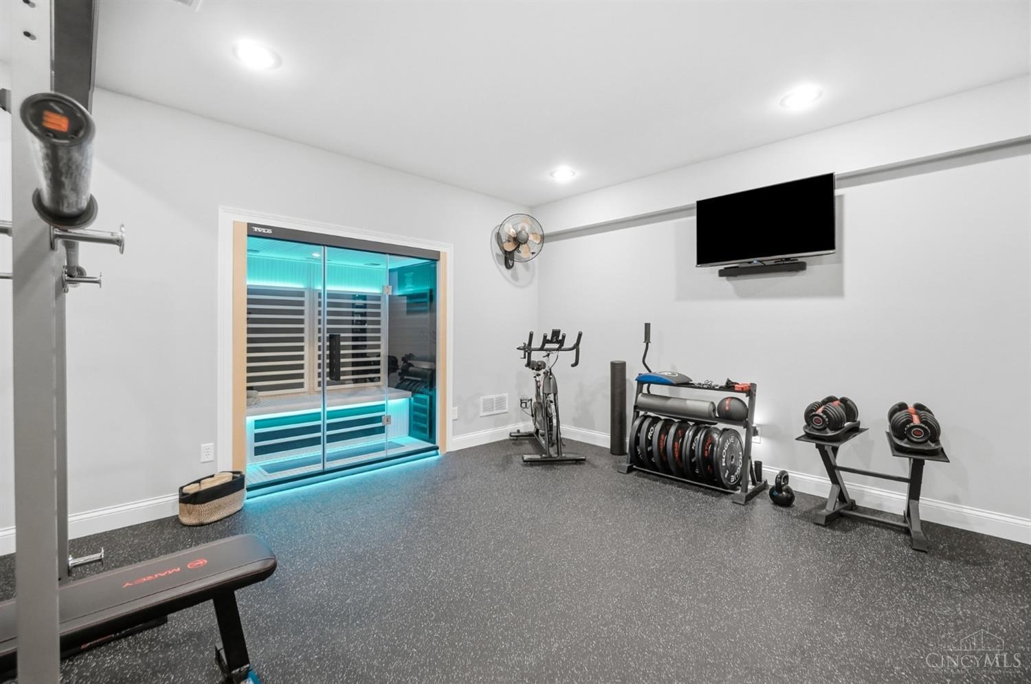 7524 Grand River Court