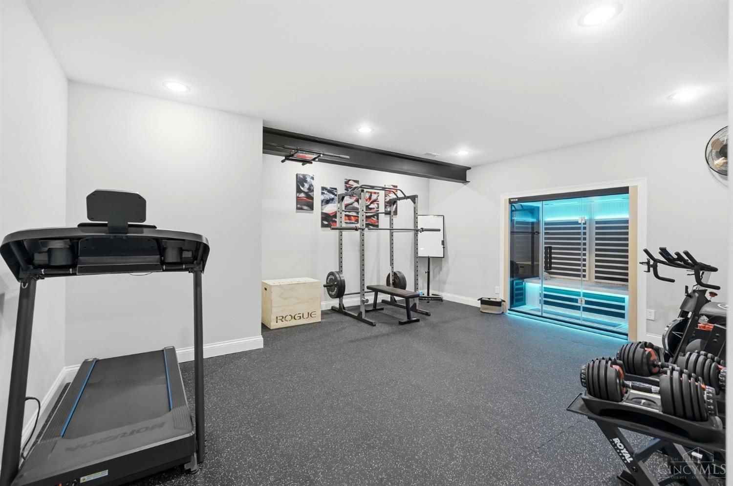 7524 Grand River Court
