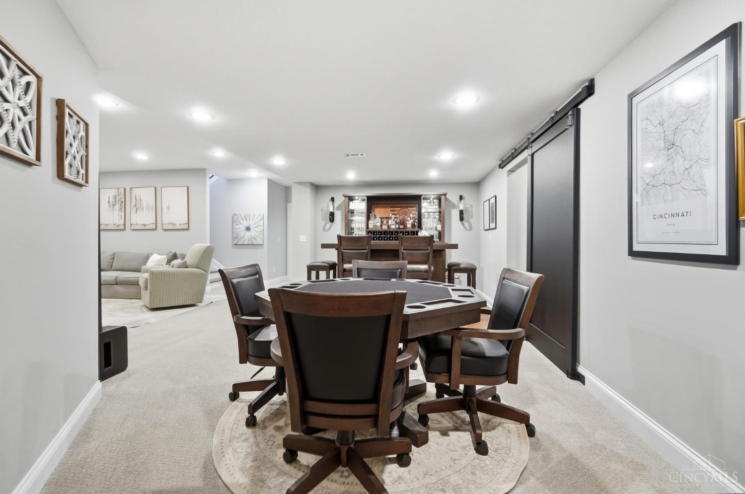 7524 Grand River Court