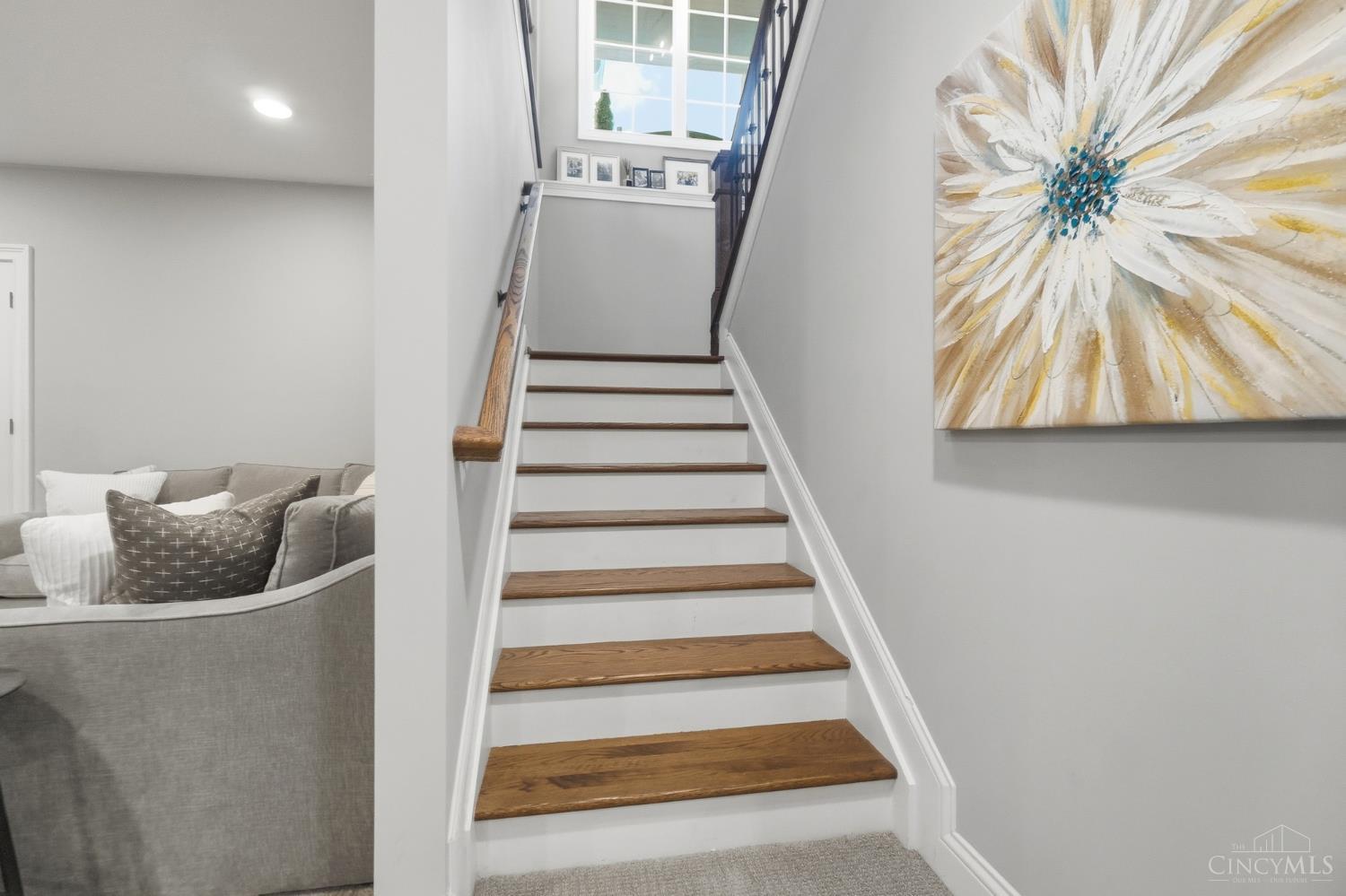 7524 Grand River Court