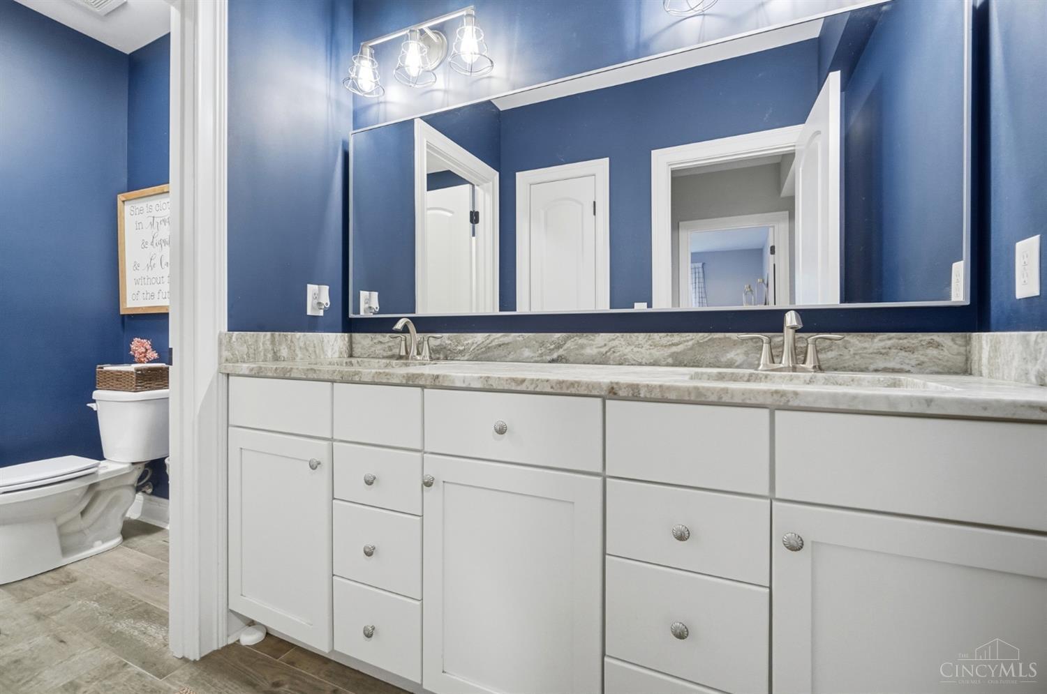 7524 Grand River Court