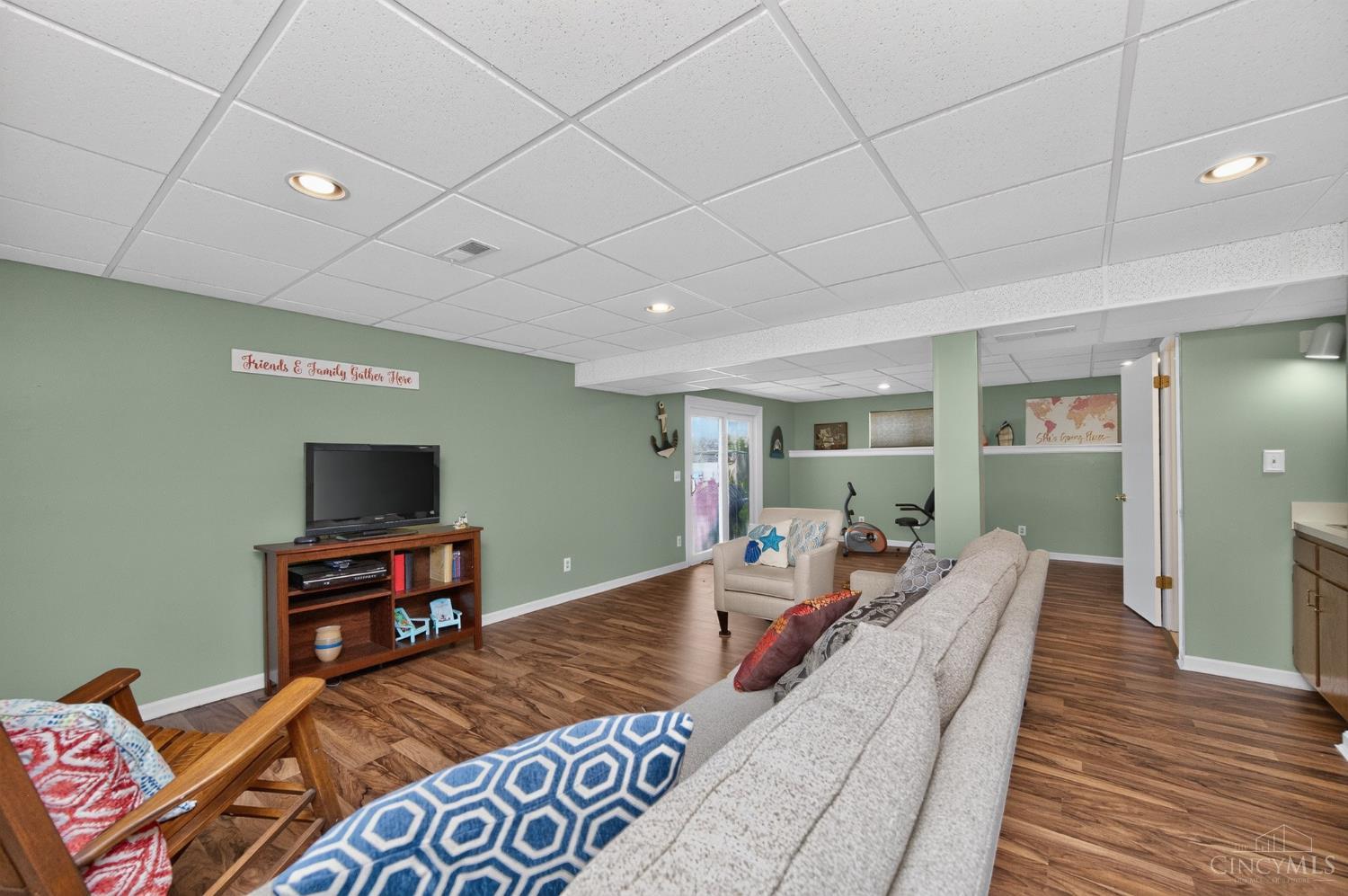 6830 Sandharbor Court