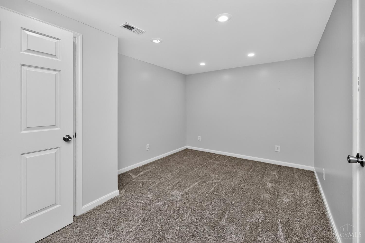 2254 Candlemakers Lane