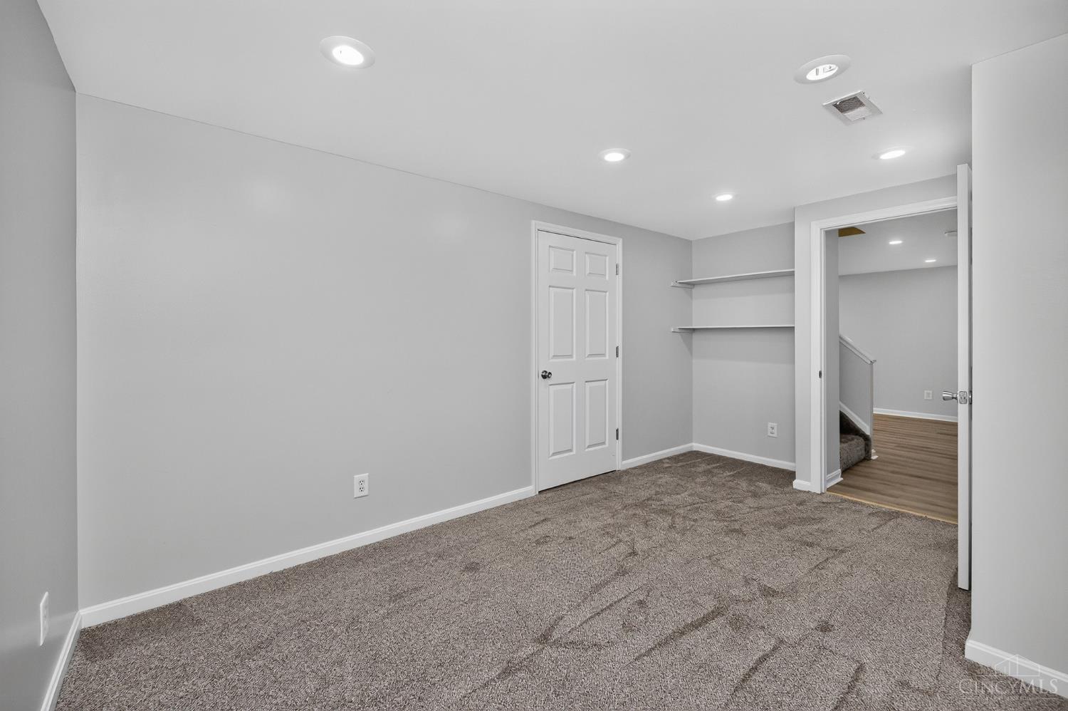 2254 Candlemakers Lane