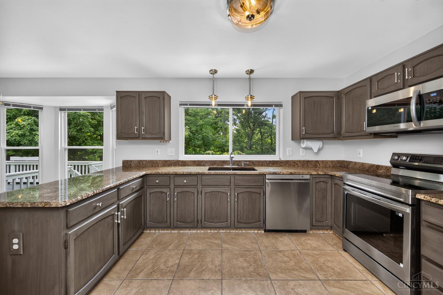 2254 Candlemakers Lane
