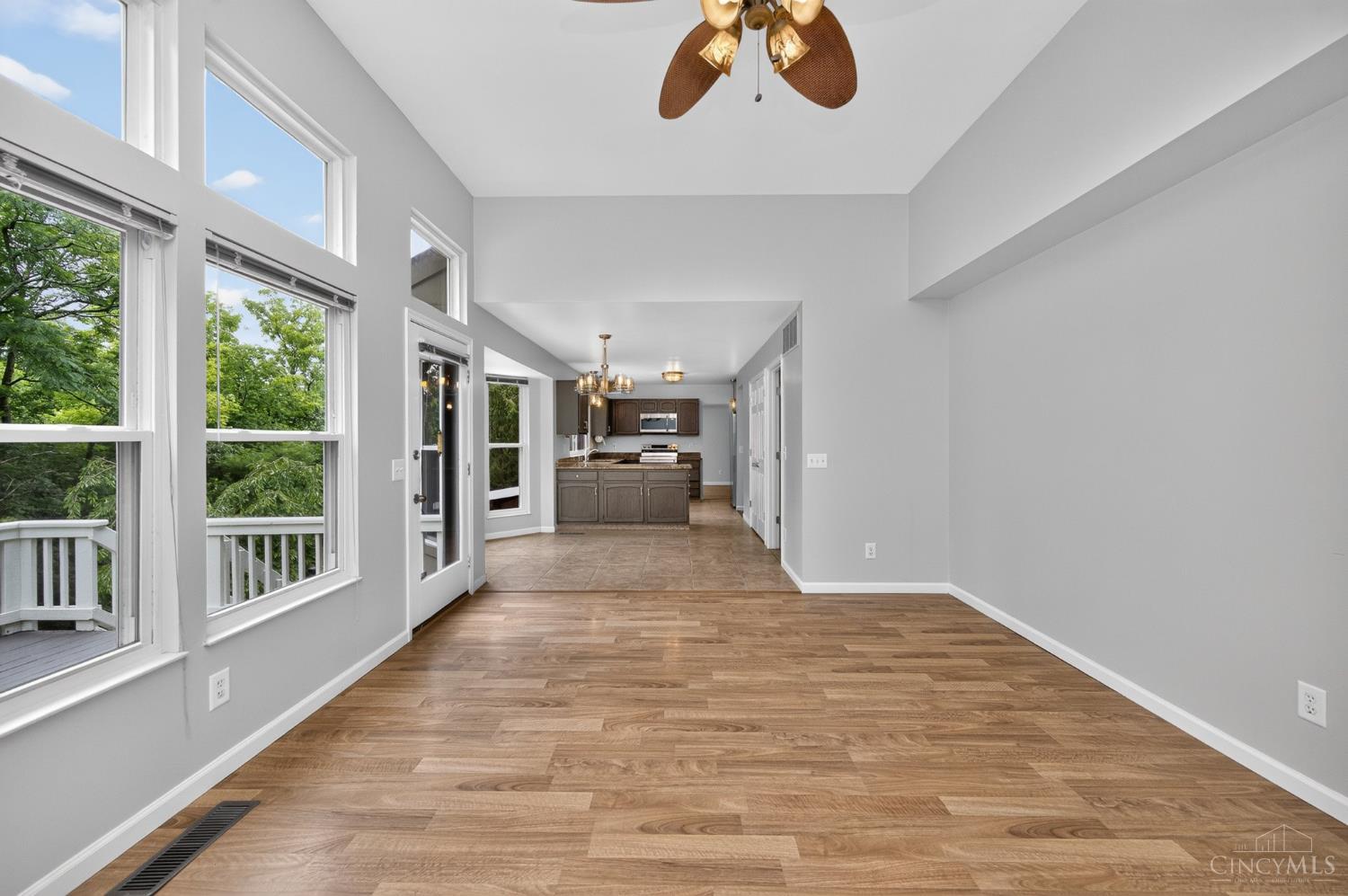 2254 Candlemakers Lane