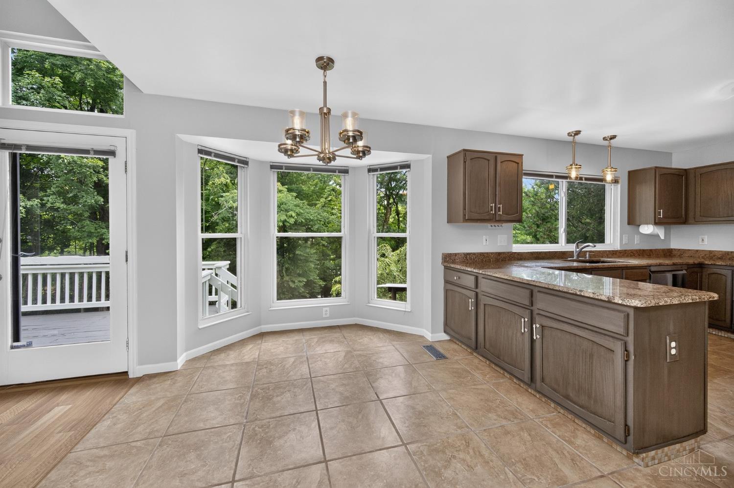 2254 Candlemakers Lane