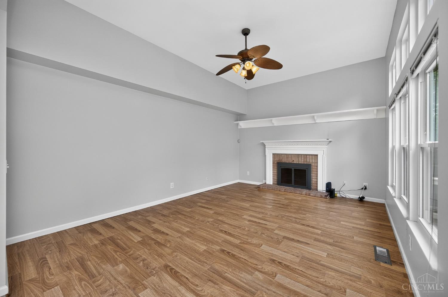 2254 Candlemakers Lane