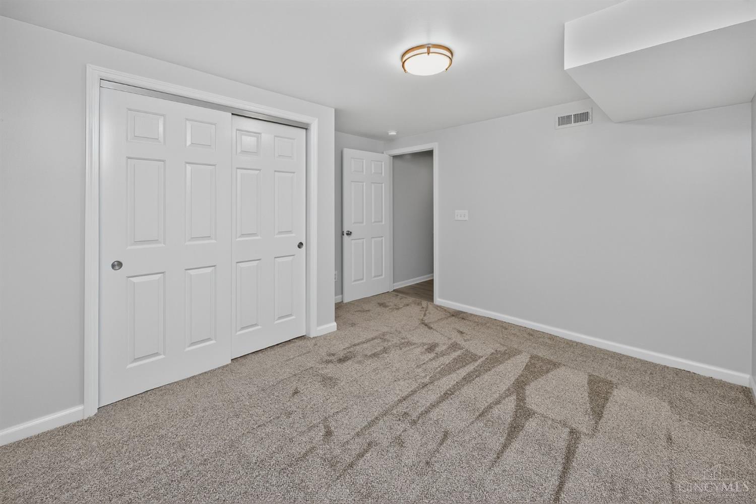 2254 Candlemakers Lane