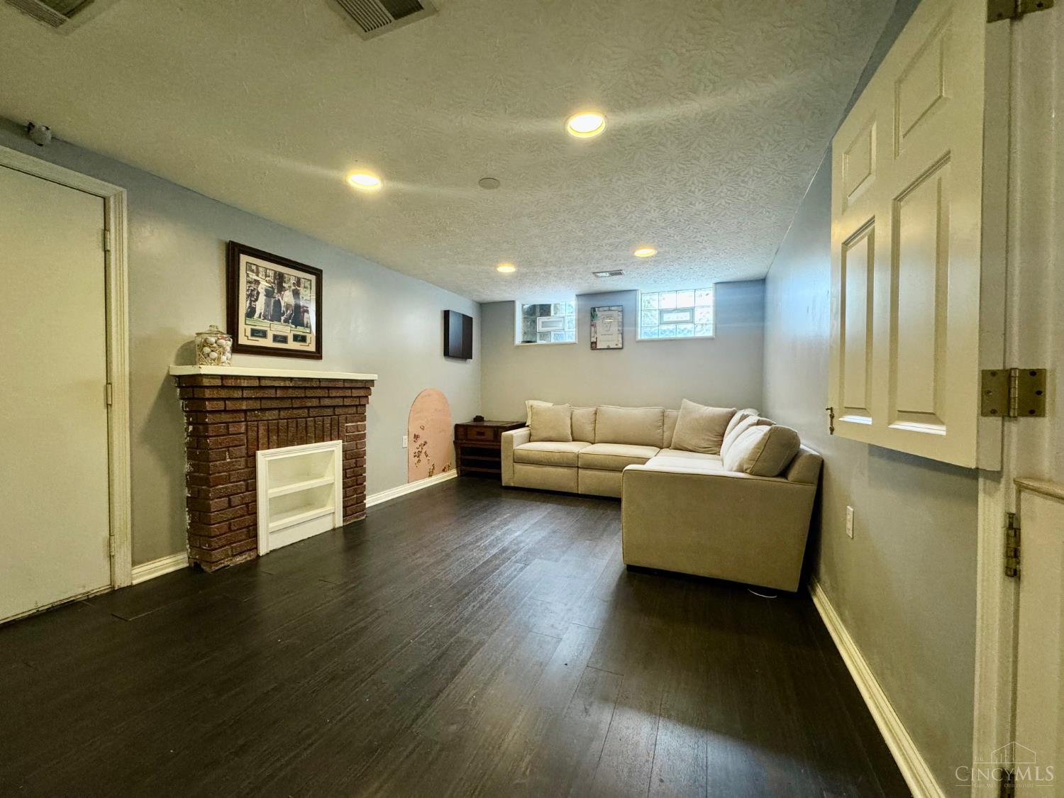 6119 Webbland Place