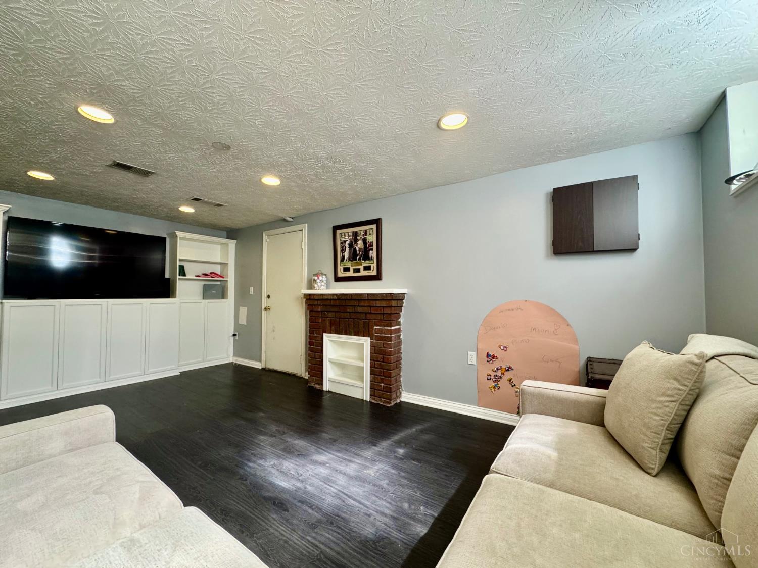 6119 Webbland Place