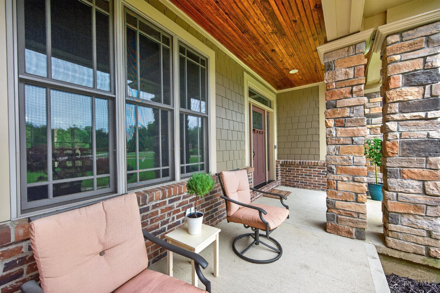 1723 Laurel Glen Court
