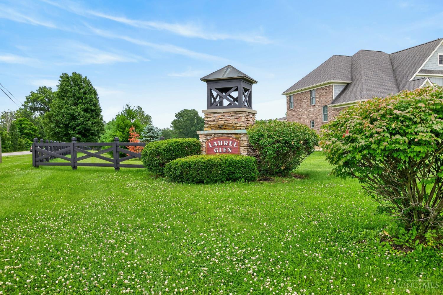 1723 Laurel Glen Court