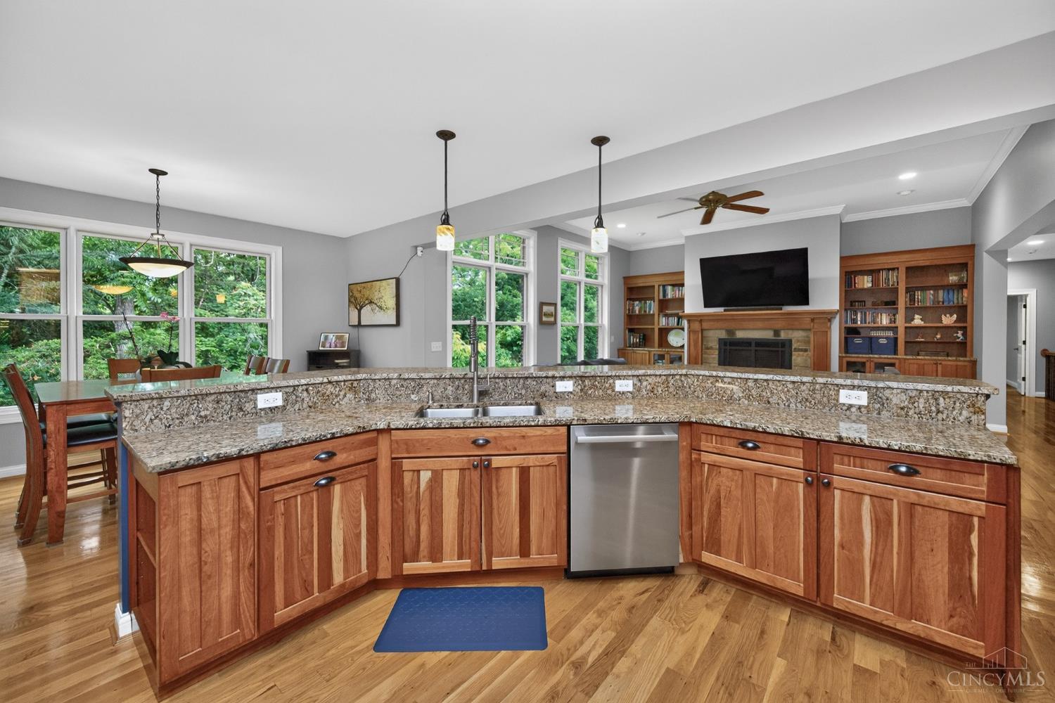 1723 Laurel Glen Court