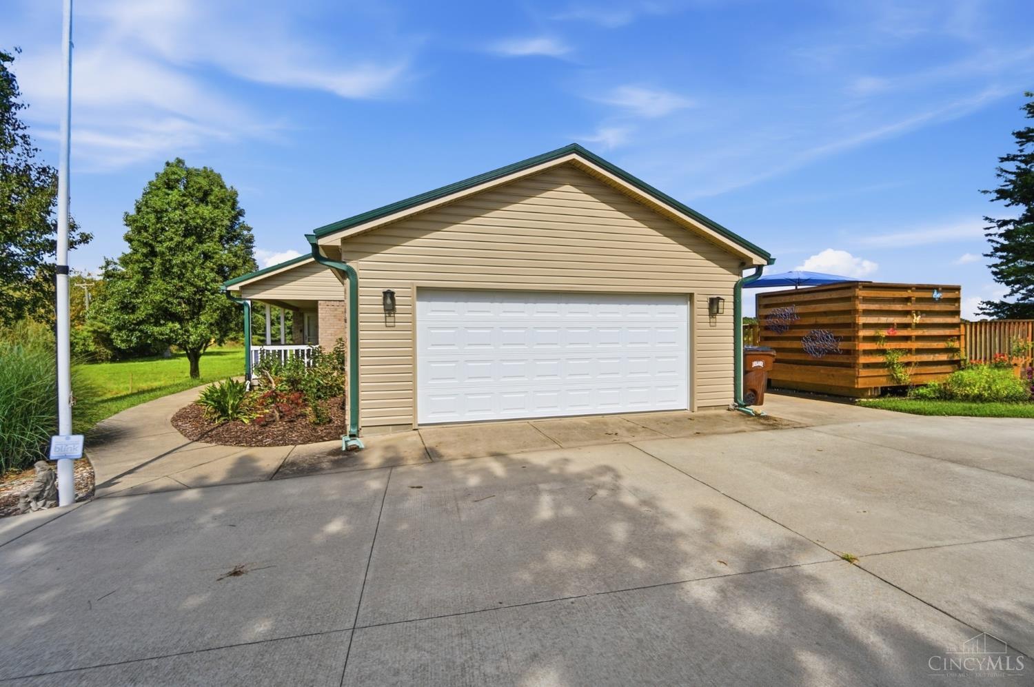 2072 Laurel Lindale Road
