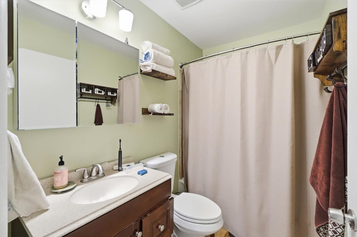 3952 N State Route 42