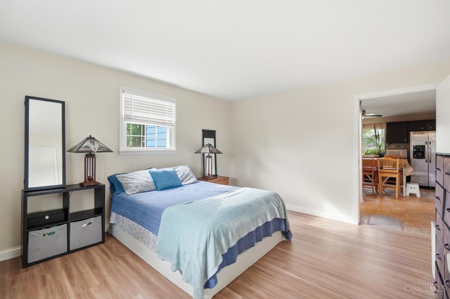 3952 N State Route 42