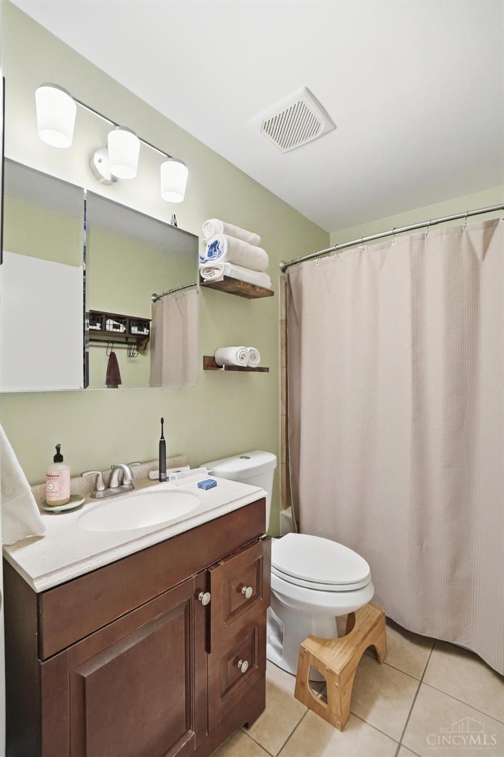 3952 N State Route 42