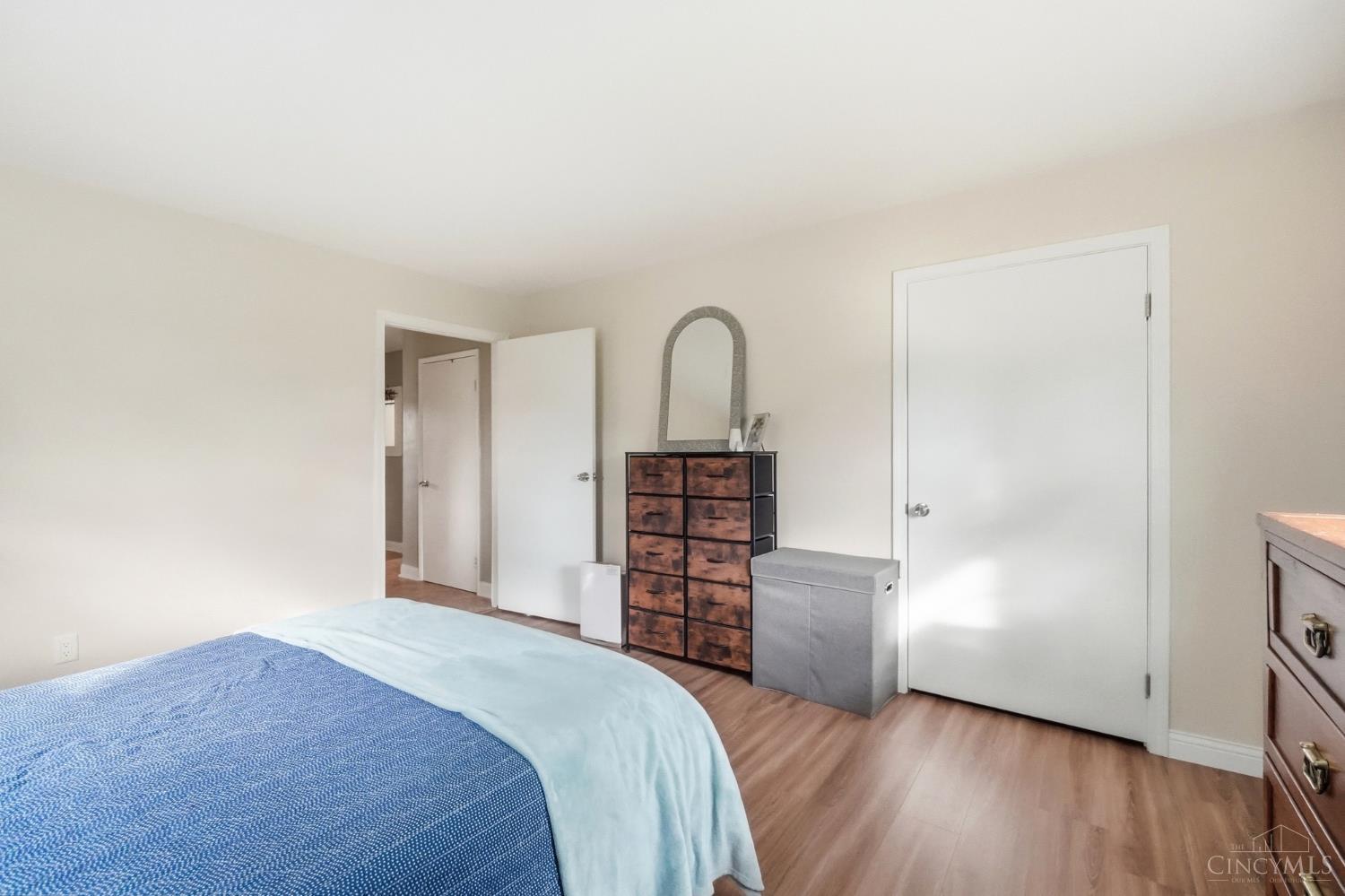 3952 N State Route 42