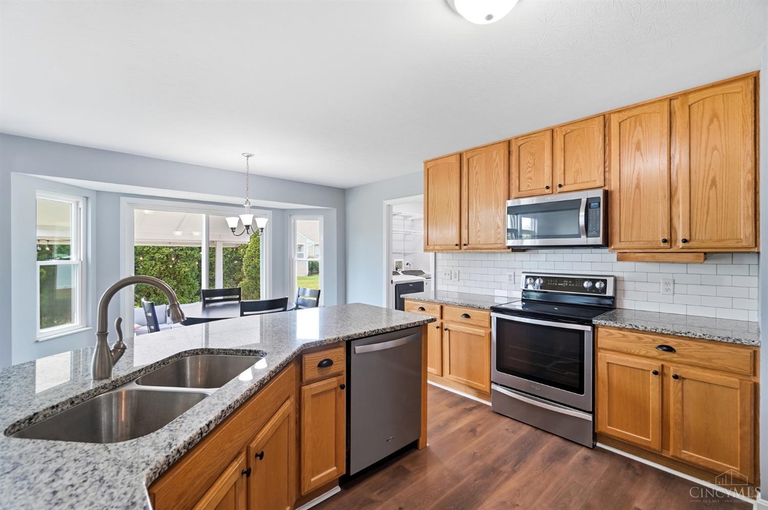 1105 Armitage Court