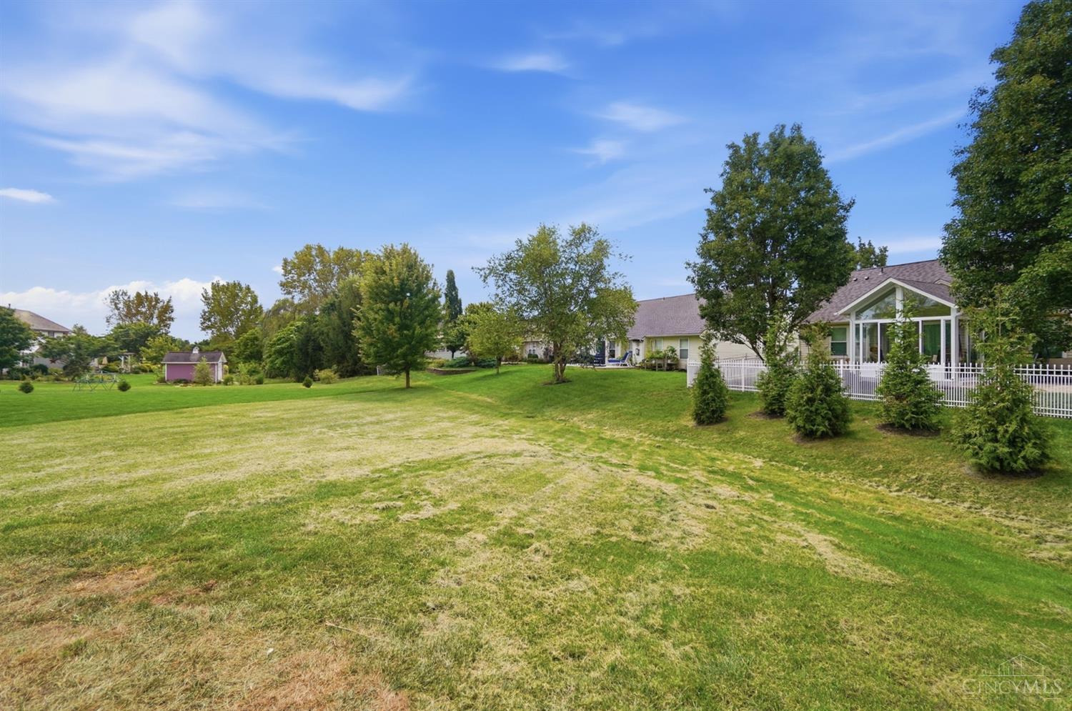 1105 Armitage Court