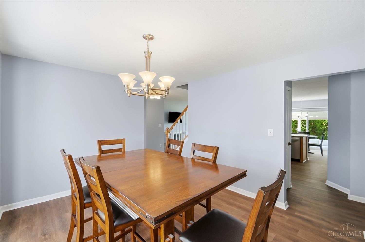 1105 Armitage Court