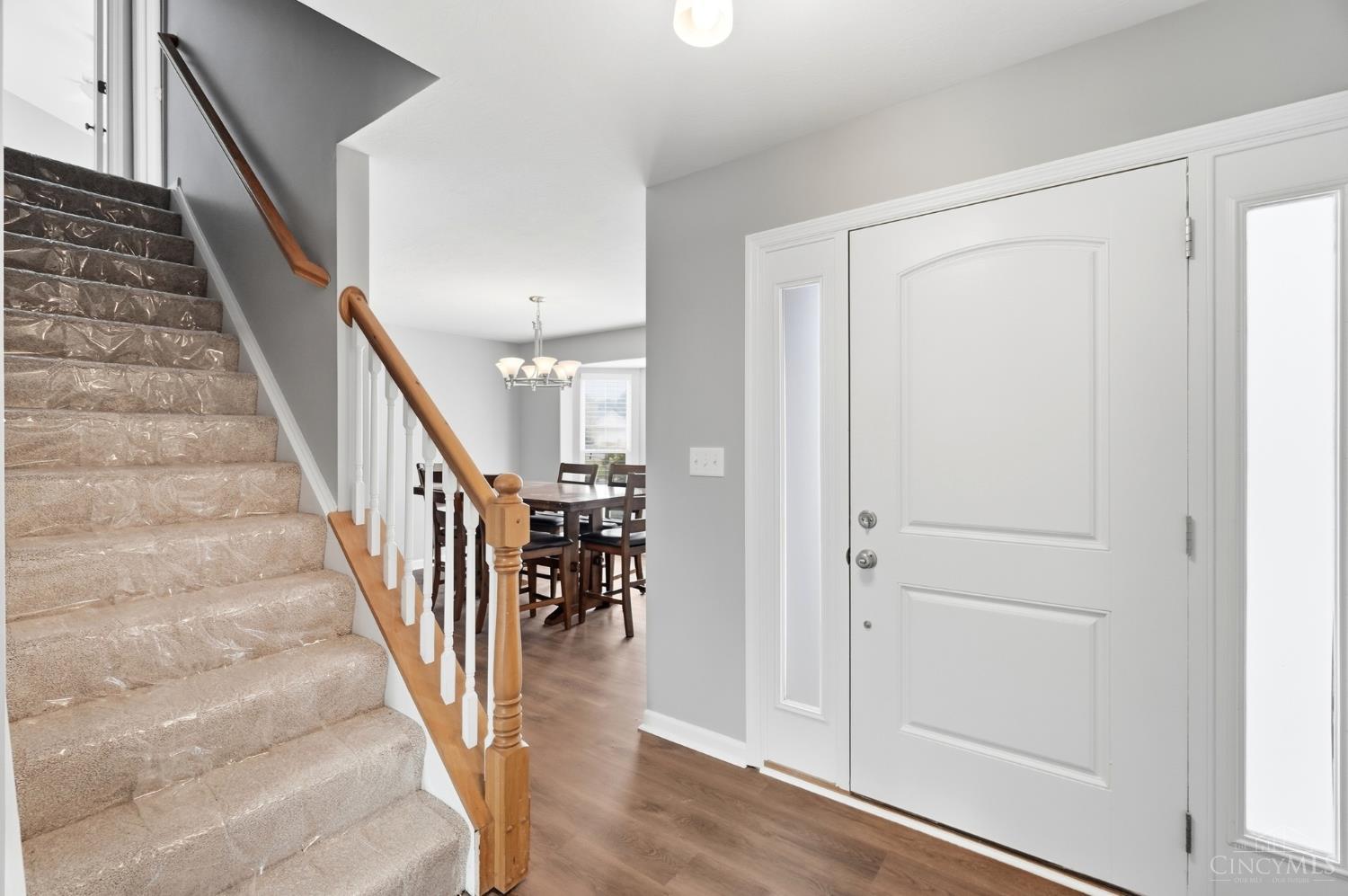 1105 Armitage Court