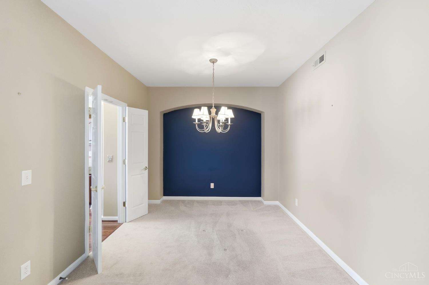 6684 Adena Circle