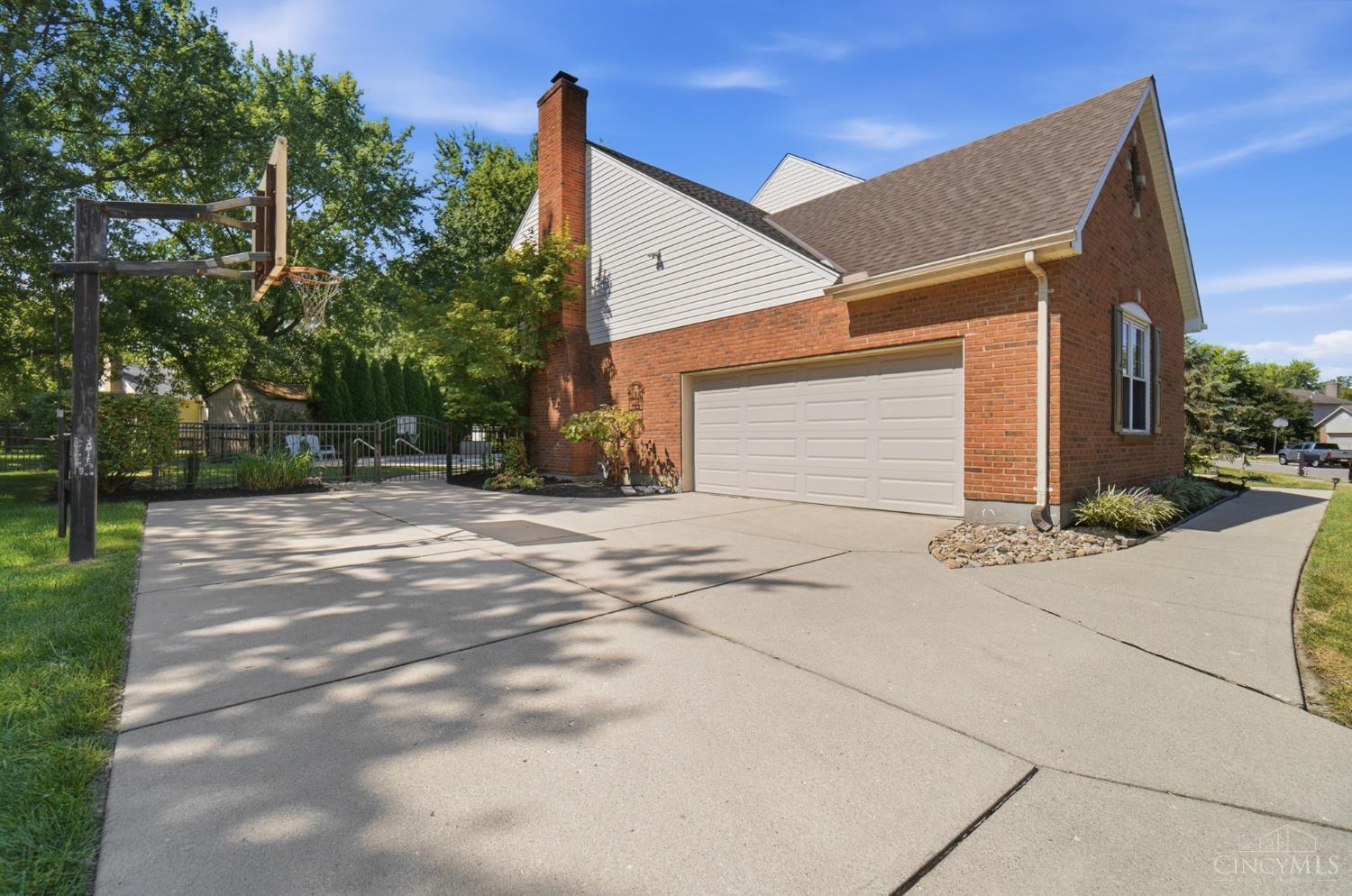 5859 Homecrest Lane
