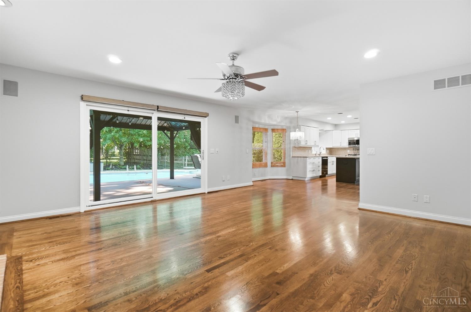 5859 Homecrest Lane