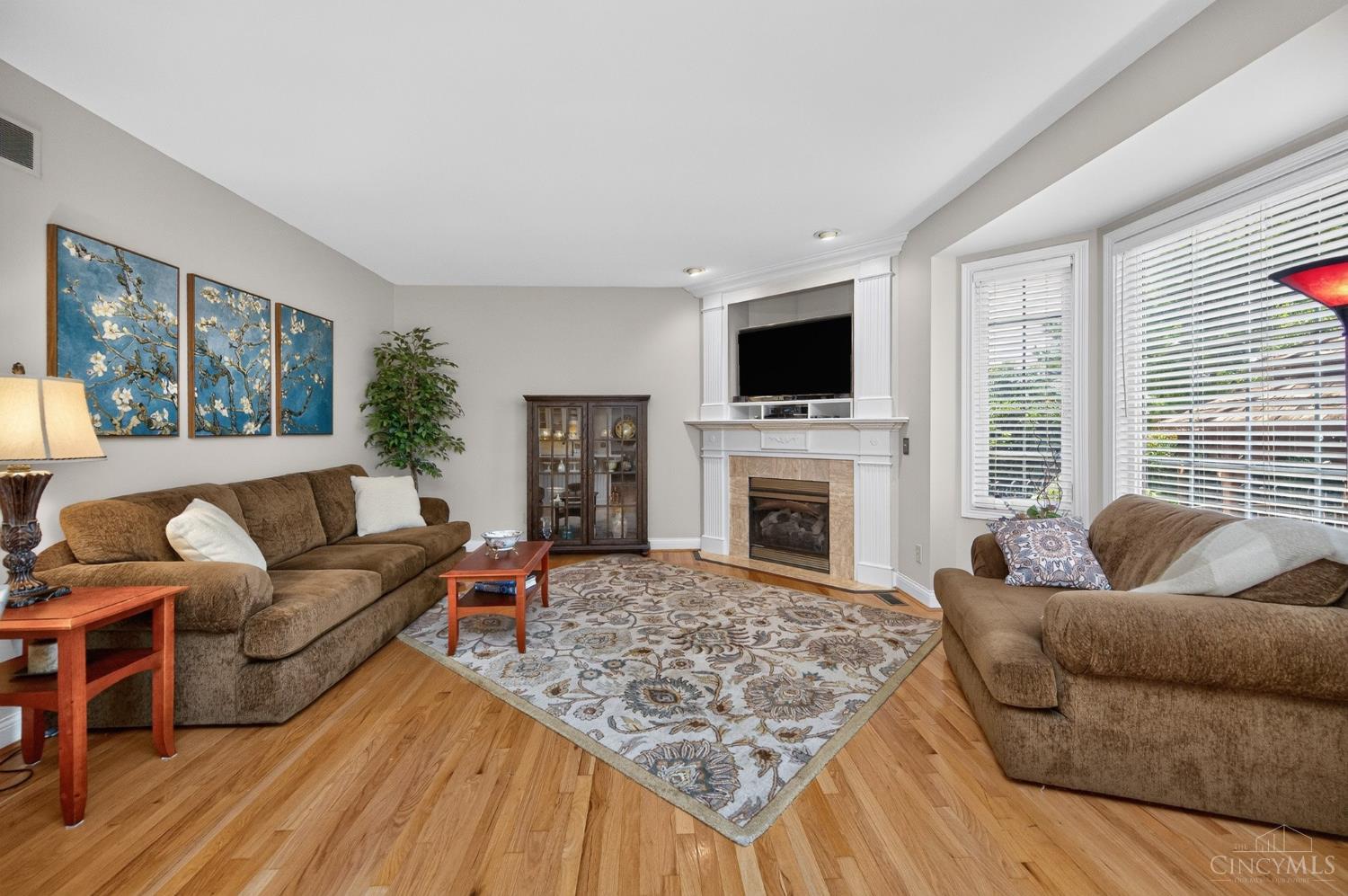 2026 Plumb Lane