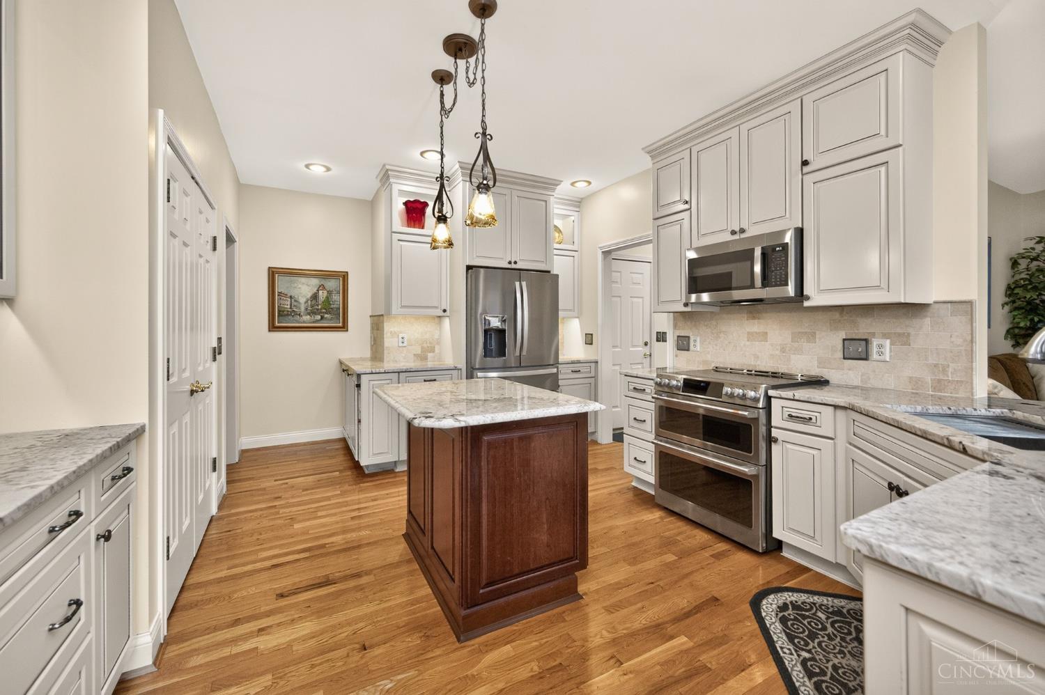 2026 Plumb Lane