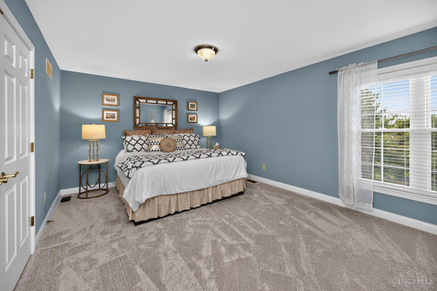 2026 Plumb Lane