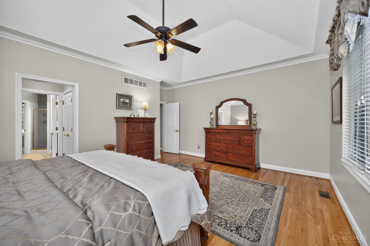 2026 Plumb Lane