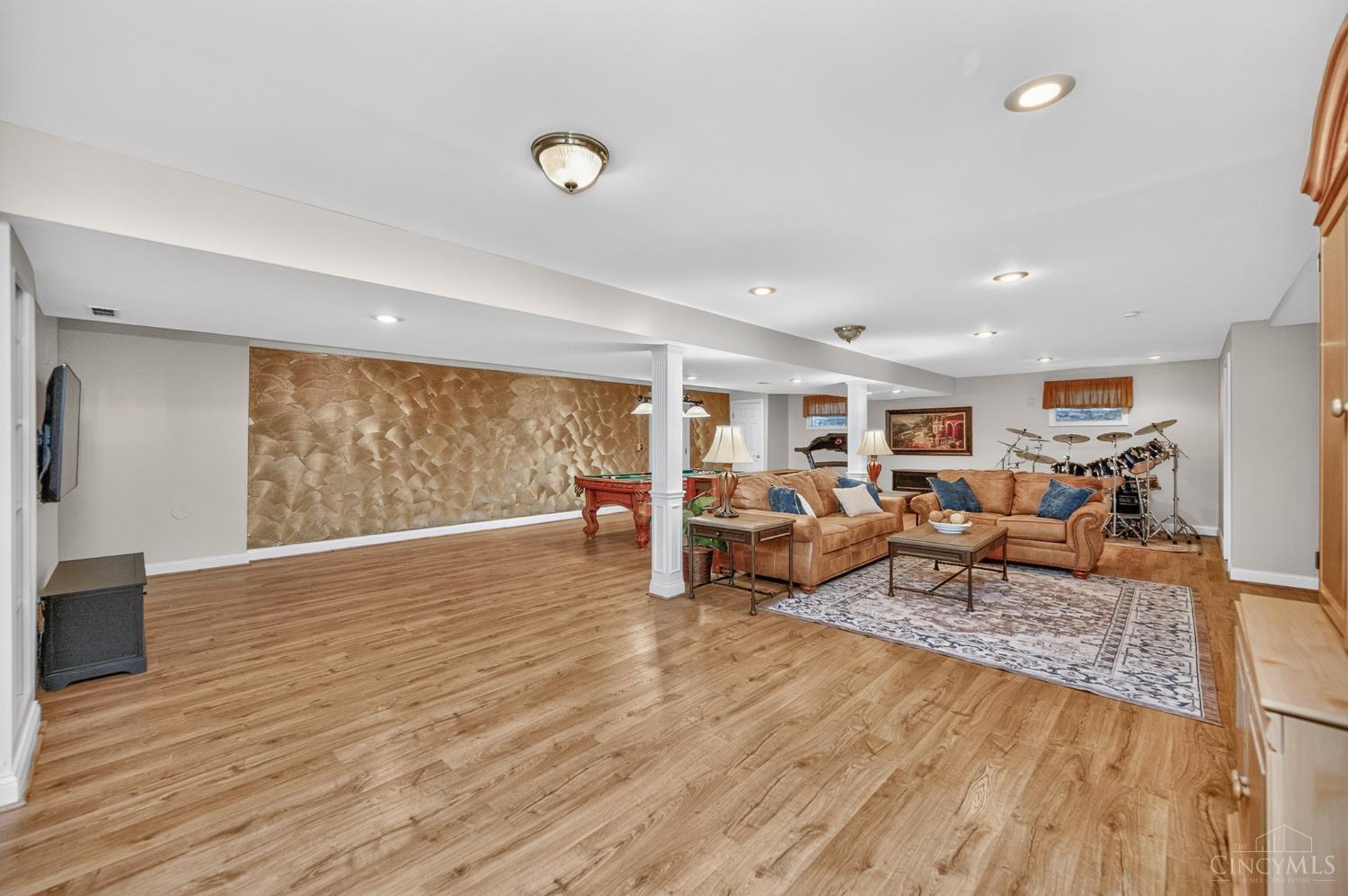 2026 Plumb Lane