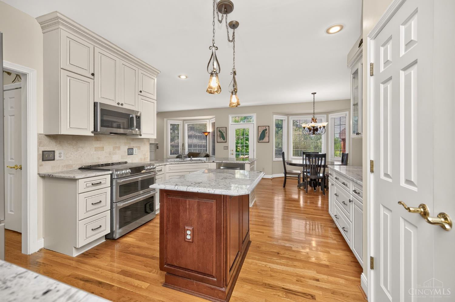 2026 Plumb Lane