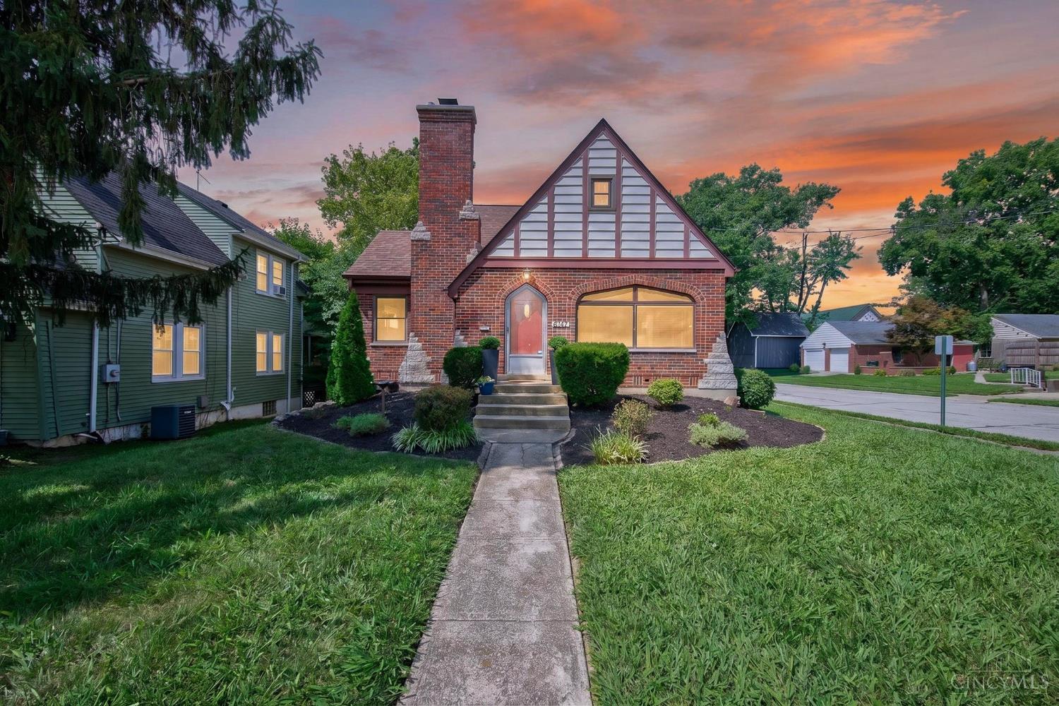 6747 Plainfield Road
