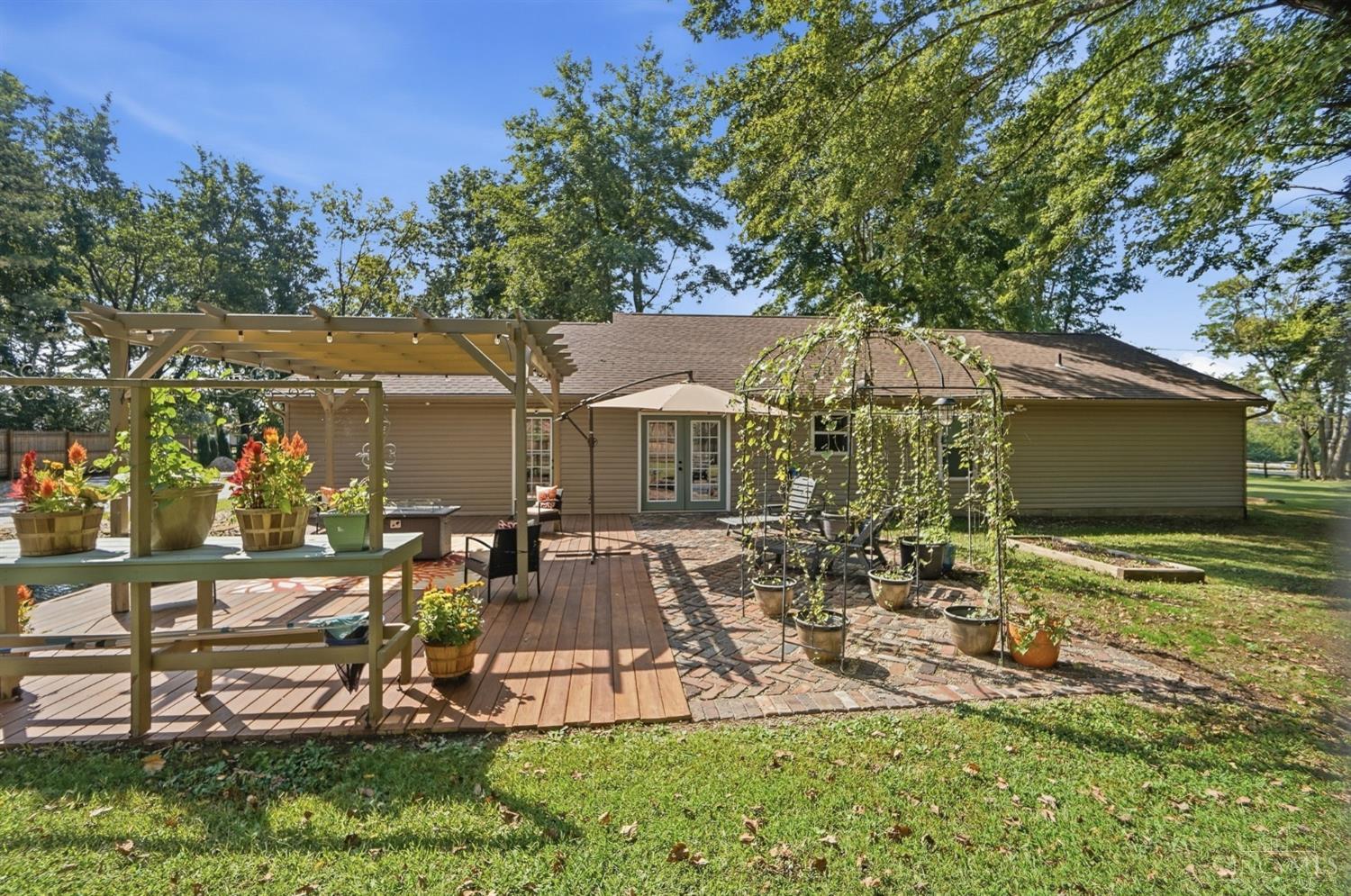 7424 Morrow Cozaddale Road