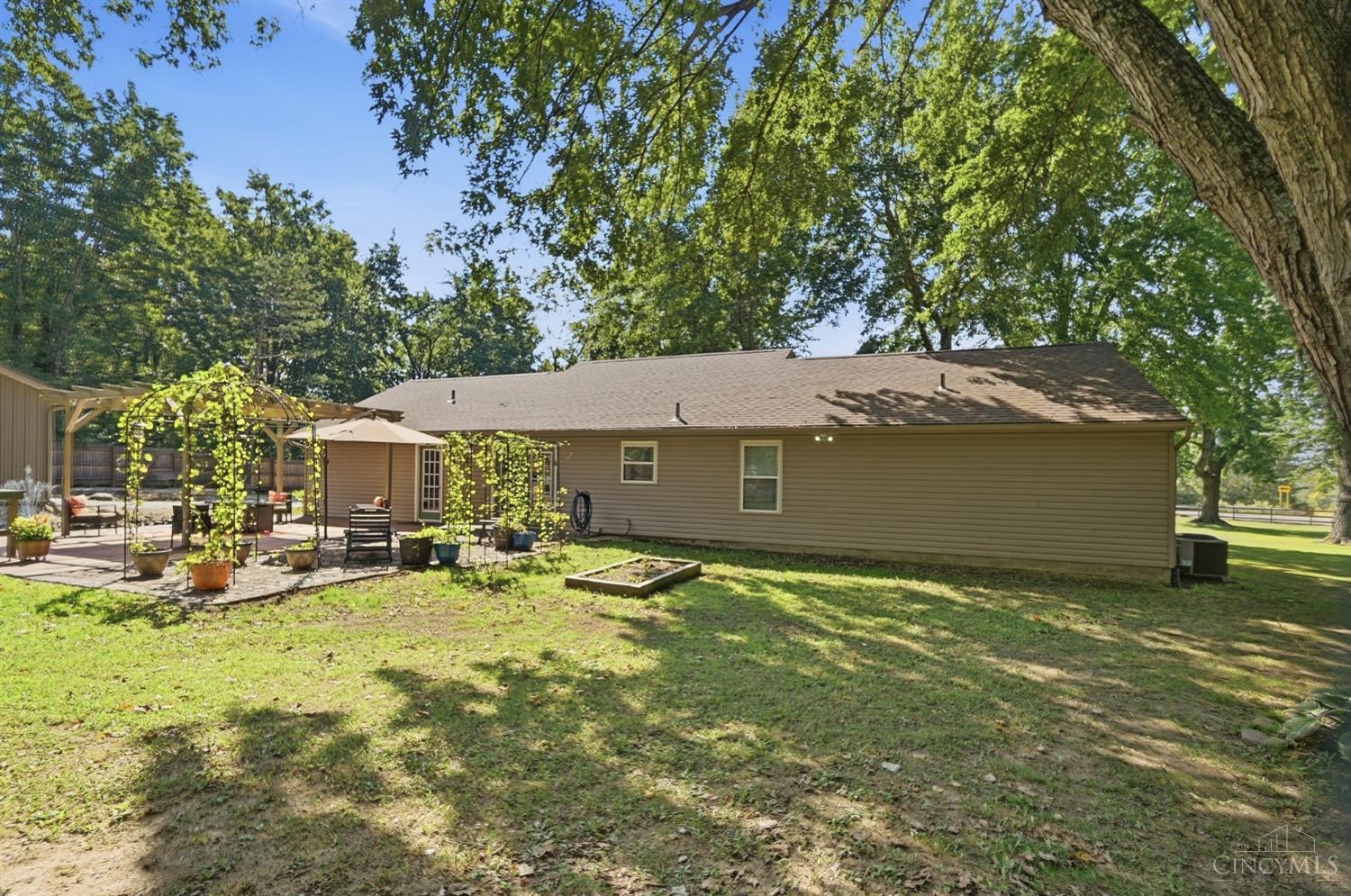 7424 Morrow Cozaddale Road