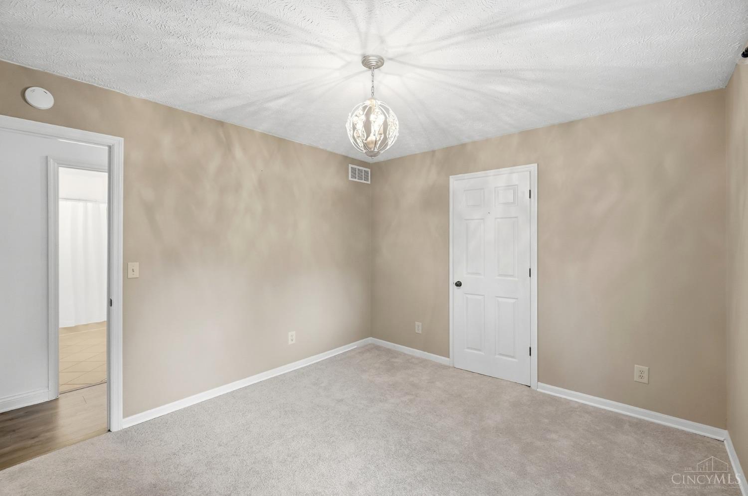 7424 Morrow Cozaddale Road