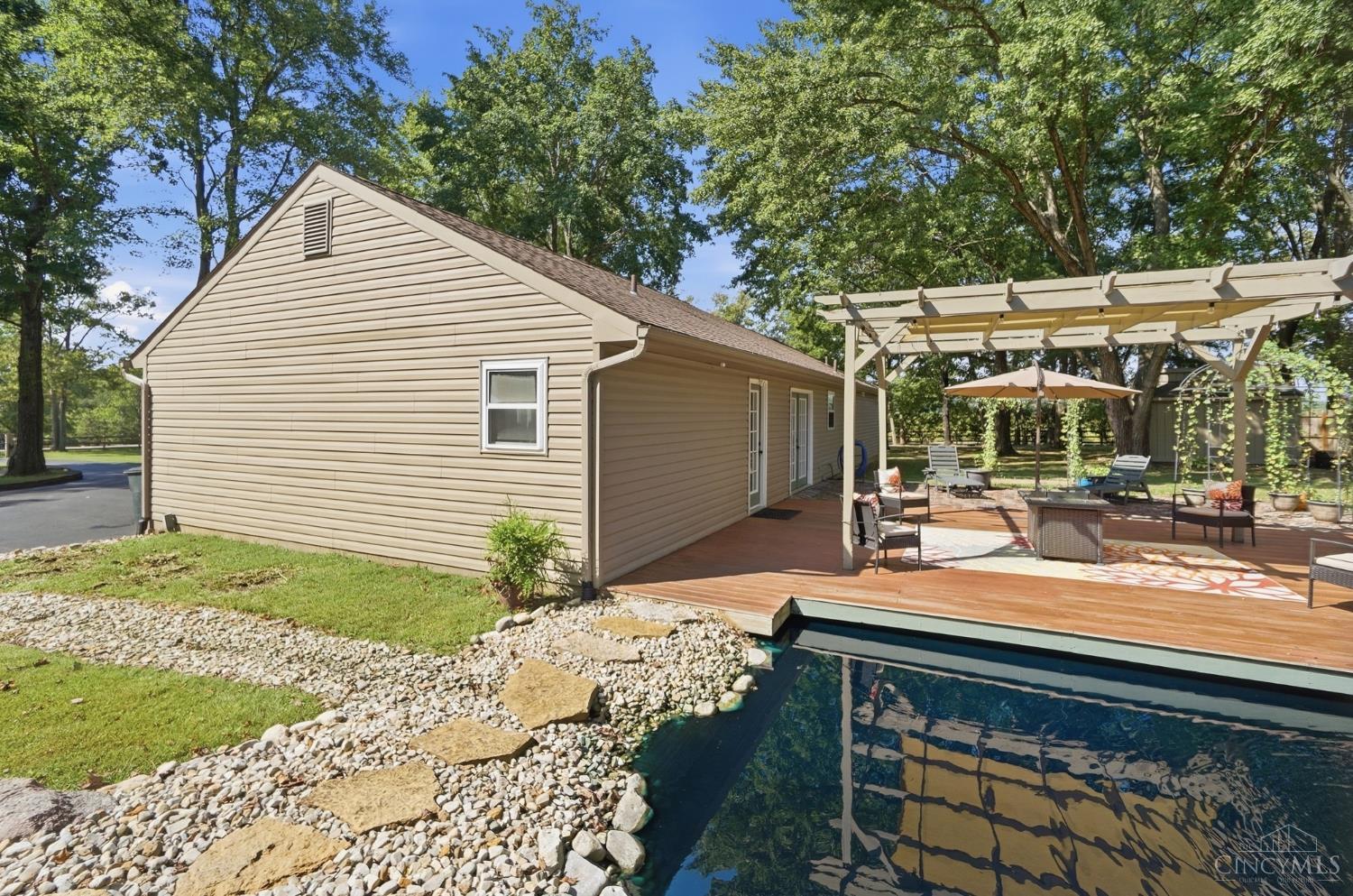 7424 Morrow Cozaddale Road