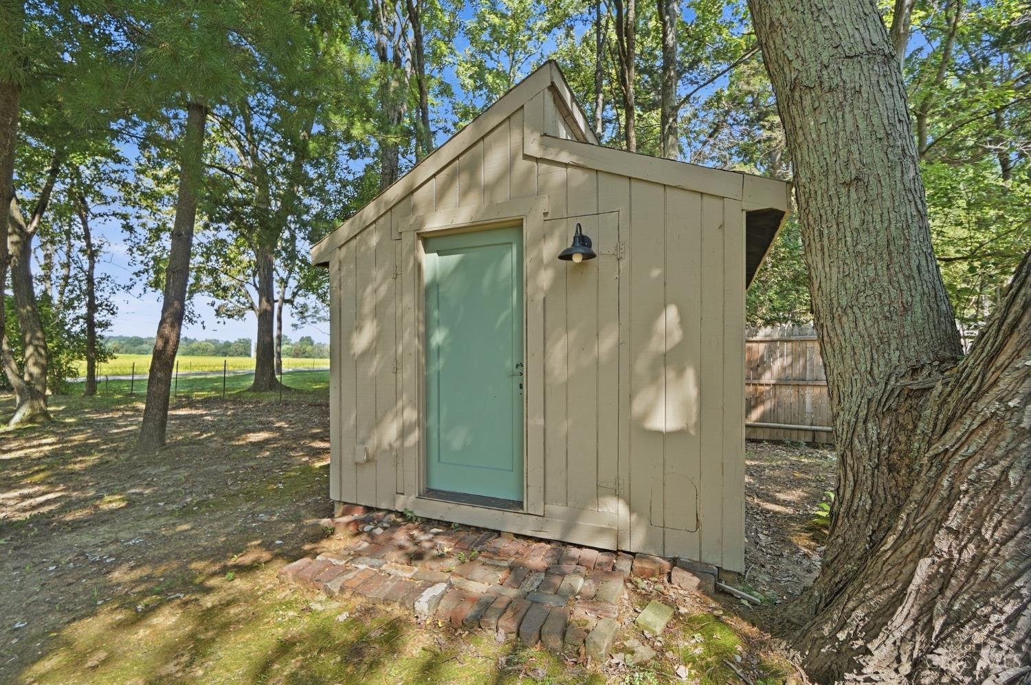 7424 Morrow Cozaddale Road