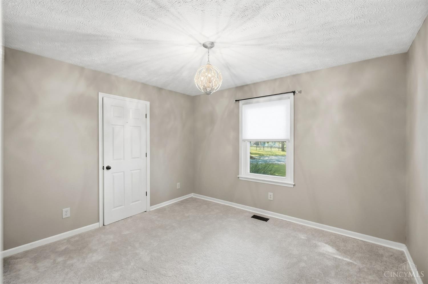 7424 Morrow Cozaddale Road