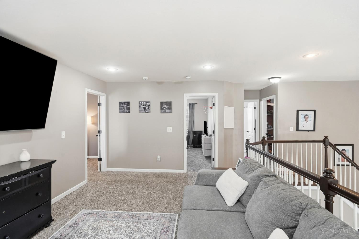 7477 Hunters Creek Lane