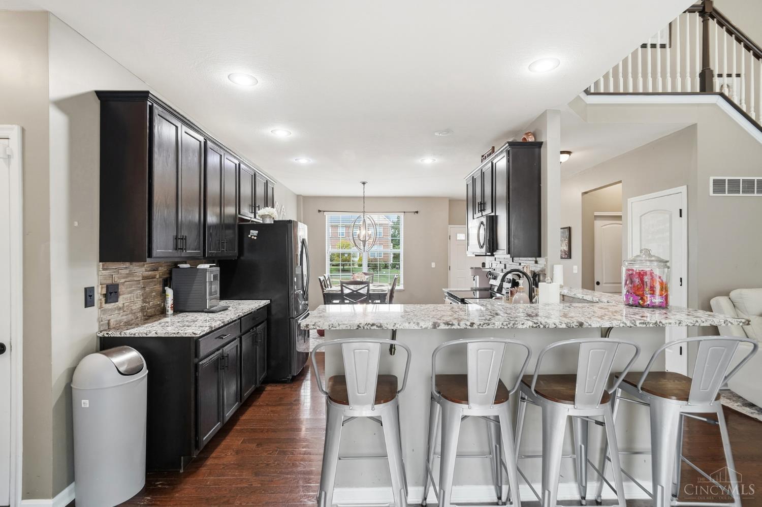 7477 Hunters Creek Lane