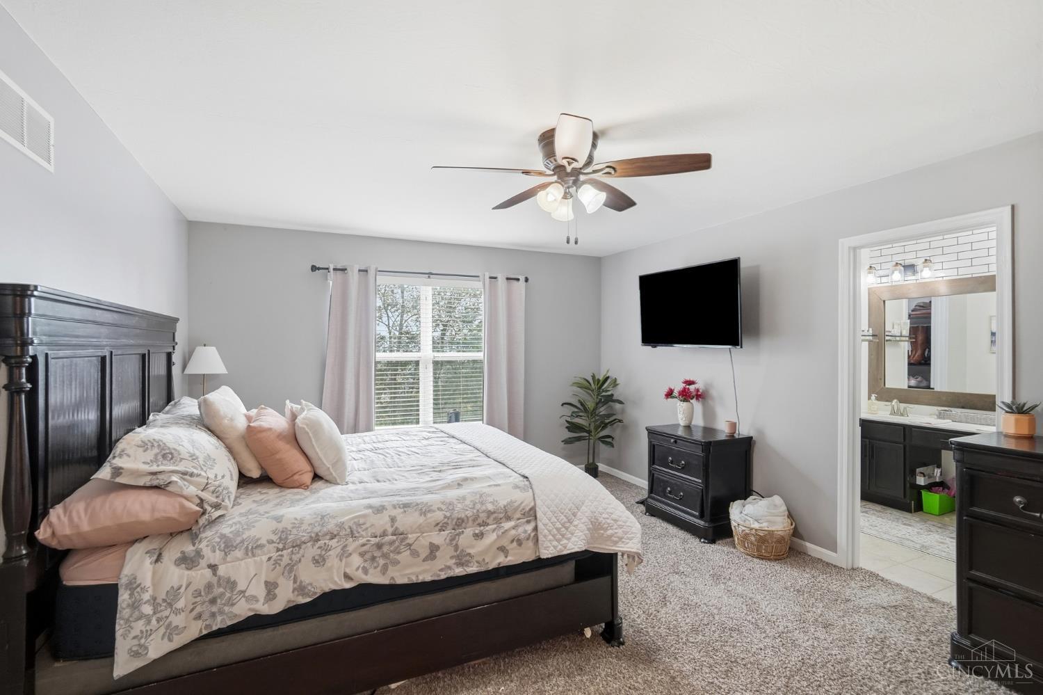 7477 Hunters Creek Lane