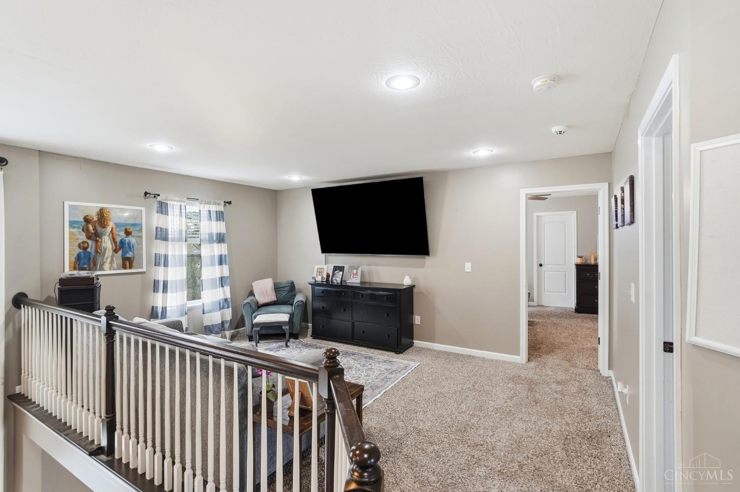 7477 Hunters Creek Lane