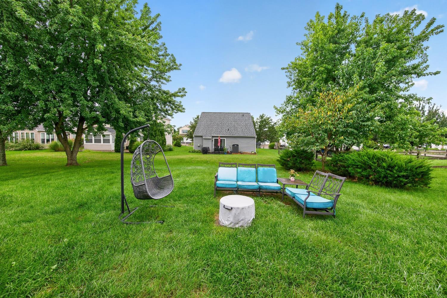 387 Hartford Court