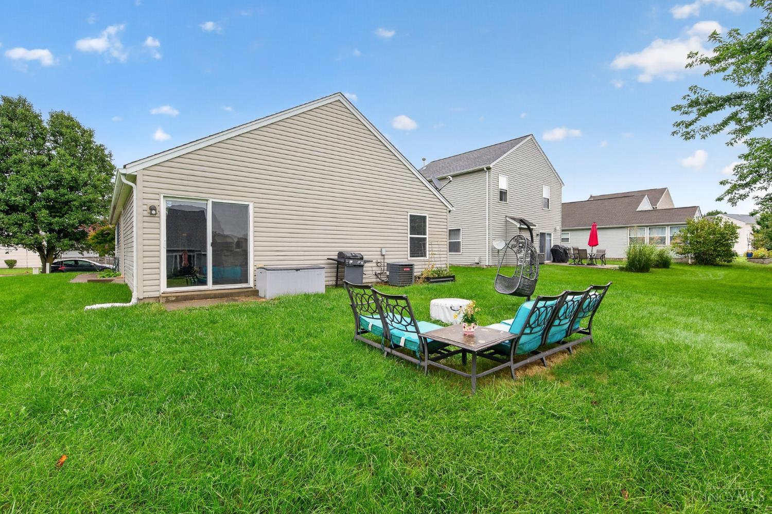 387 Hartford Court